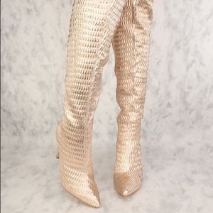 NIB 5.5 gold Quilted Thigh High Boots